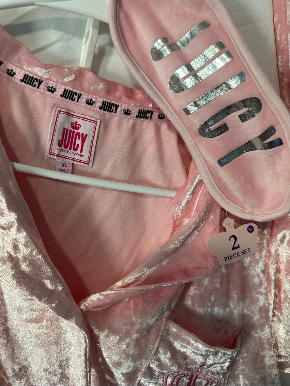 Juicy Couture Light Pink Crushed Velvet Pajama Set with Sleep Mask